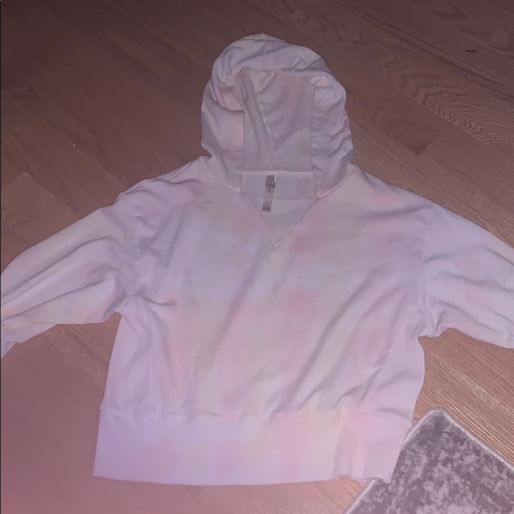 tie dye hoodie